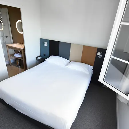 Cit'hotel De Harlay Κομπιέν
