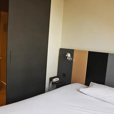 Ξενοδοχείο Cit'hotel De Harlay Κομπιέν